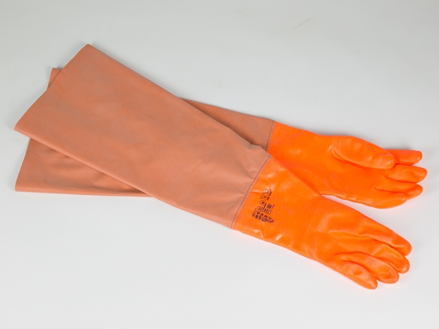 Перчатки камерные предназначены для защиты рук оператора от абразива